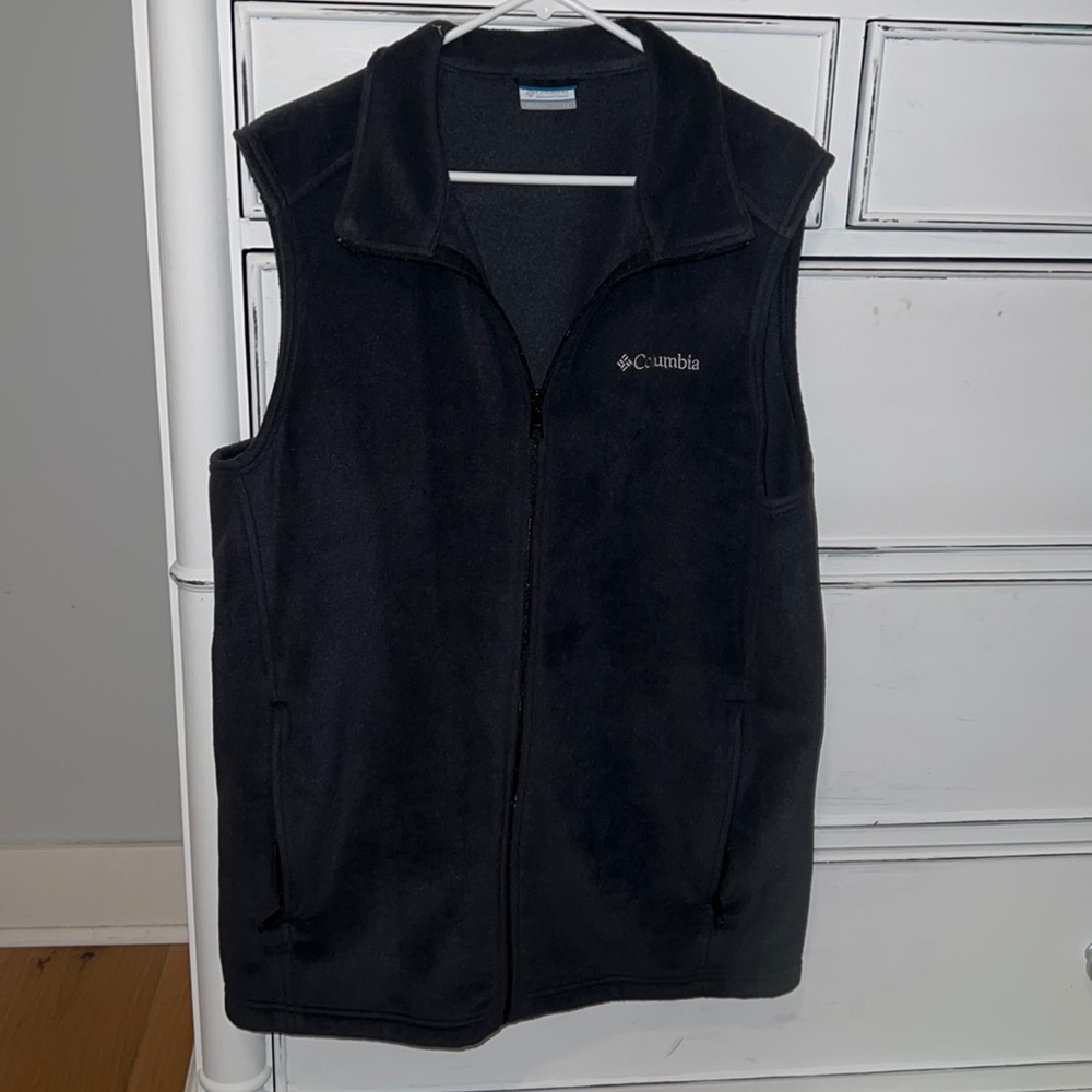 Mens Black Columbia Fleece vest